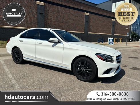Used 2019 Mercedes-Benz C 300 4MATIC Sedan image 1