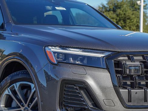 New 2026 Audi Q7 2.0T Premium image 2