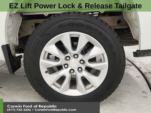 Used 2022 Chevrolet Silverado 1500 Custom image 26