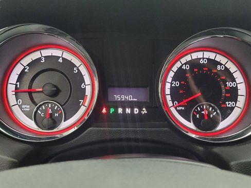 Used 2019 Dodge Grand Caravan SE w/ UConnect Hands-Free Group FWD image 23