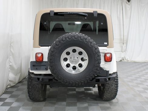 Used 1998 Jeep Wrangler Sahara image 21