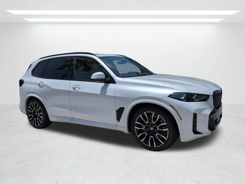 New 2026 BMW X5 xDrive50e w/ Executive Package AWD/4WD image 2
