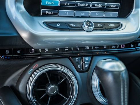 Used 2018 Chevrolet Camaro SS RWD image 25
