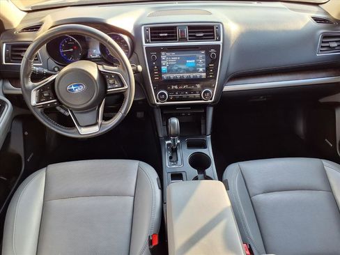 Used 2018 Subaru Outback 2.5i Limited image 4