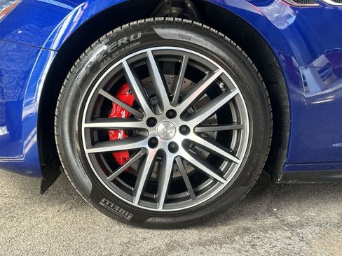 Used 2018 Maserati Ghibli S Q4 image 19