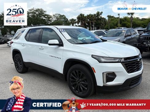 Used 2023 Chevrolet Traverse RS FWD image 9