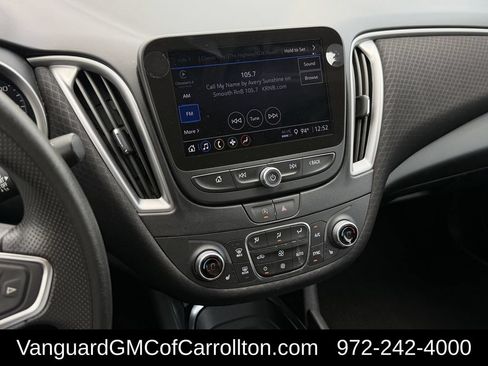 Used 2024 Chevrolet Malibu LT FWD image 17