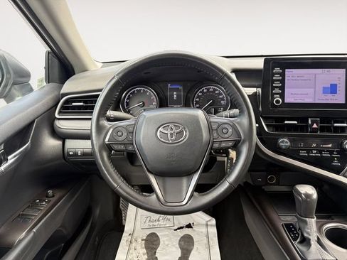 Used 2024 Toyota Camry SE FWD image 12
