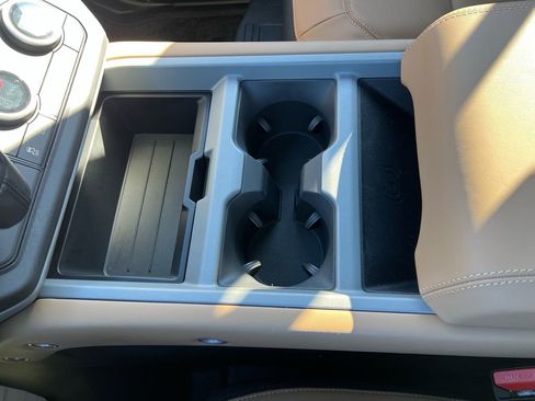 New 2026 Land Rover Defender 130 V8 image 18