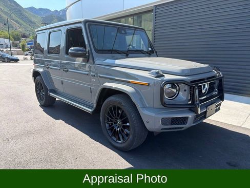 Used 2021 Mercedes-Benz G 550 image 2