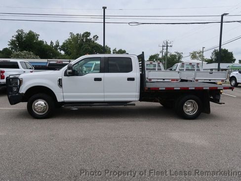 Used 2018 Ford F350 XL w/ Power Equipment Group AWD/4WD image 2