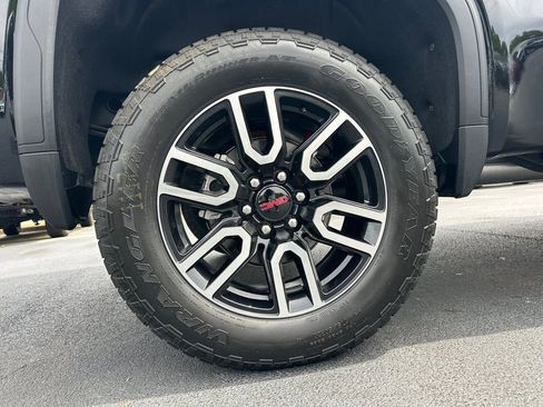 New 2026 GMC Sierra 1500 AT4 w/ AT4 Premium Package image 18