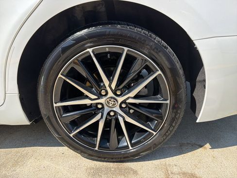 Used 2023 Toyota Camry SE image 8