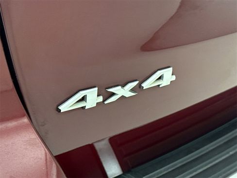 Used 2018 Jeep Grand Cherokee Limited w/ Luxury Group II image 12