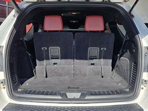 Used 2021 Dodge Durango SRT w/ SRT Interior Appearance Group image 18