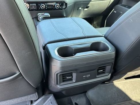 Used 2025 Chevrolet Silverado 1500 LT Trail Boss w/ Convenience Package II AWD/4WD image 21