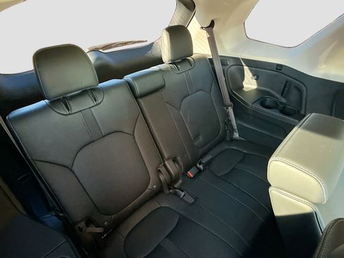 Used 2023 Honda Pilot EX-L image 27