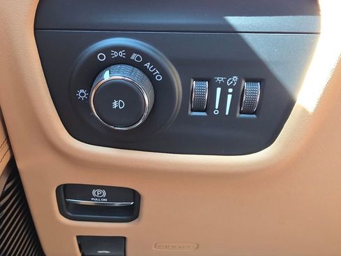 New 2025 Jeep Grand Cherokee L Summit image 37