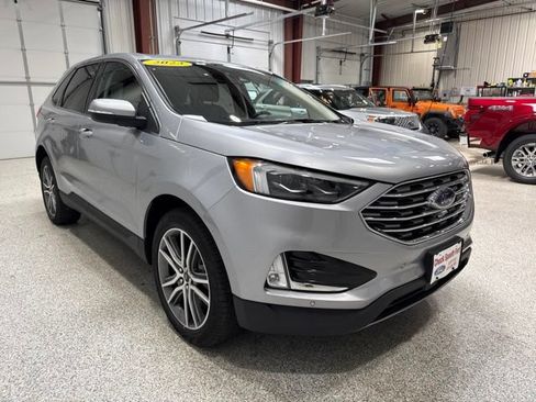 Used 2023 Ford Edge Titanium w/ Equipment Group 301A AWD/4WD image 4