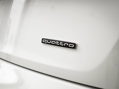 Certified 2024 Audi Q5 2.0T Premium w/ Summer of Audi Package image 21