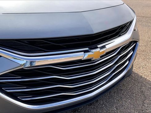 Used 2024 Chevrolet Malibu LT image 30