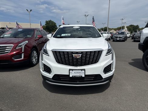 Used 2024 Cadillac XT5 Premium Luxury image 3