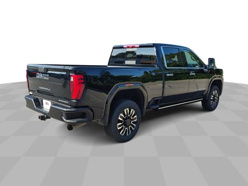 Used 2024 GMC Sierra 2500 Denali Ultimate AWD/4WD image 9