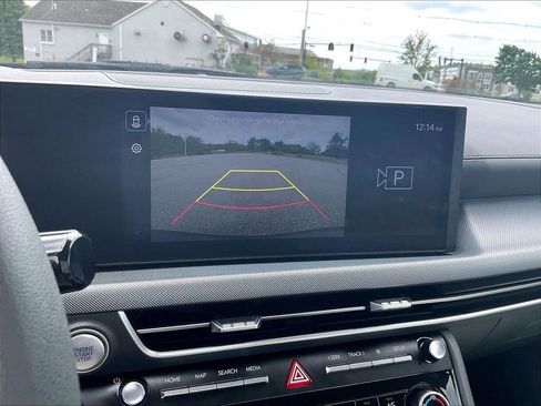 Used 2025 Hyundai Sonata SE FWD image 19