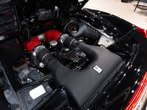 Certified 2014 Ferrari 458 Spider RWD image 19