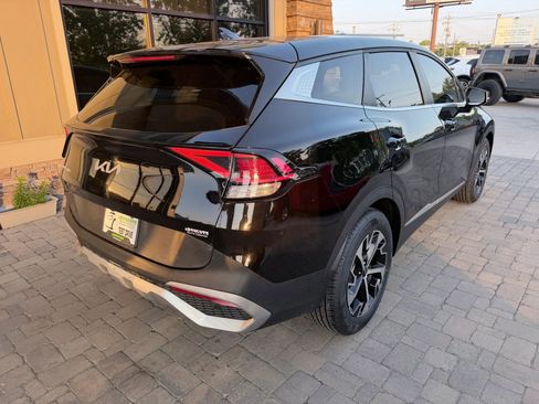 Used 2024 Kia Sportage EX FWD image 43