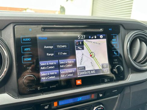 Used 2017 Toyota Tacoma TRD Off-Road RWD image 44