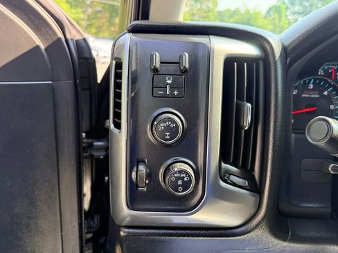 Used 2017 Chevrolet Silverado 1500 LT w/ All Star Edition AWD/4WD image 35