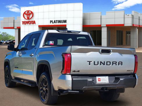 Used 2025 Toyota Tundra Limited AWD/4WD image 5