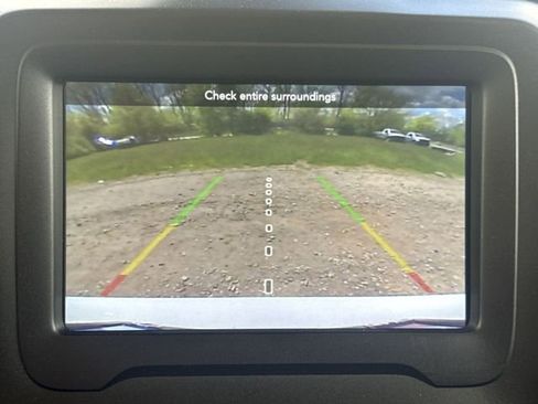 Used 2020 Jeep Renegade Altitude FWD image 16