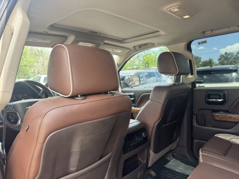 Used 2014 Chevrolet Silverado 1500 High Country w/ High Country Premium Package AWD/4WD image 22