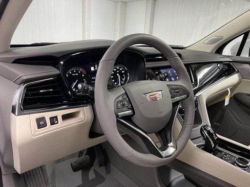 New 2025 Cadillac XT6 Premium Luxury w/ LPO, Floor Liner Package image 15