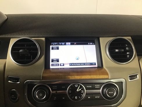 Used 2015 Land Rover LR4 HSE AWD/4WD image 35