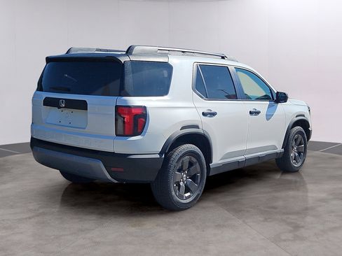 New 2026 Honda Passport RTL image 2