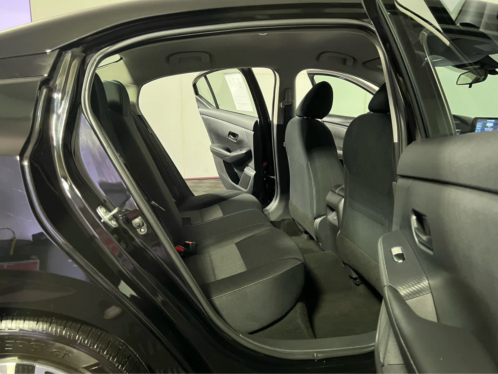 Certified 2024 Nissan Sentra SV FWD image 26