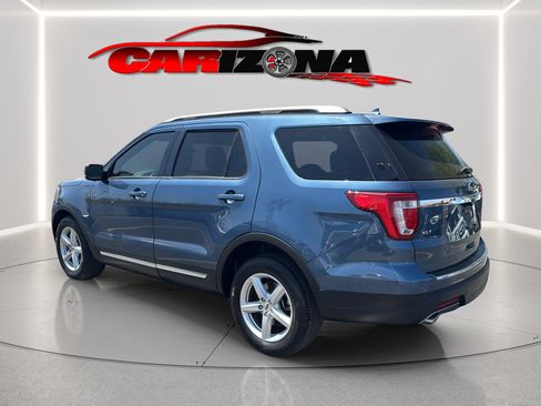 Used 2018 Ford Explorer XLT w/ Equipment Group 202A FWD image 9