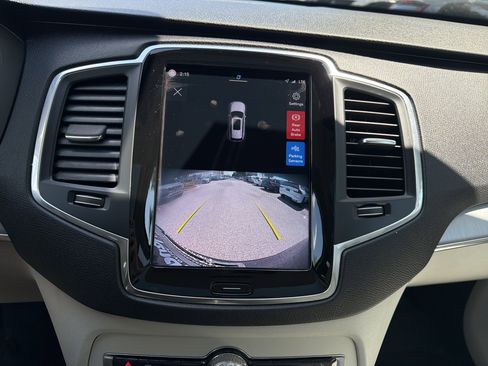 Certified 2023 Volvo XC90 B5 Core w/ Protection Package Premier image 25