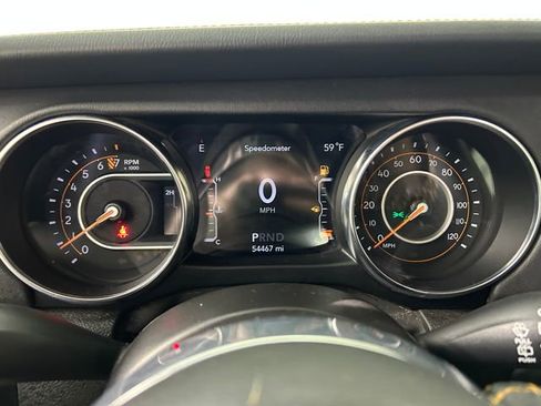 Used 2022 Jeep Wrangler Unlimited Sahara image 18