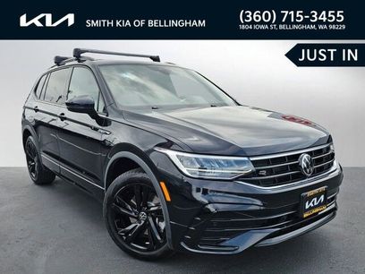 Used 2023 Volkswagen Tiguan SE R-Line