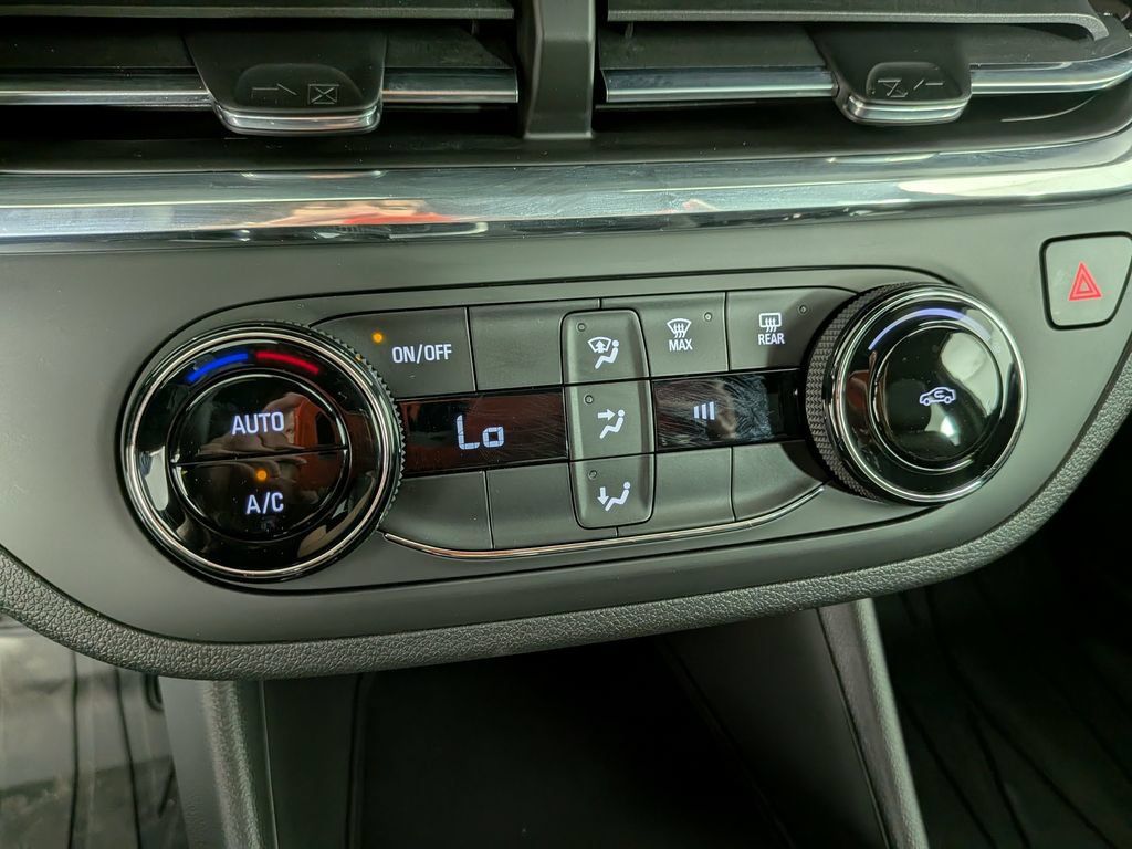 New 2026 Buick Envista Preferred FWD image 23