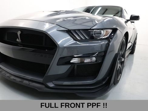 Used 2022 Ford Mustang Shelby GT500 w/ Carbon Fiber Track Pack RWD image 14