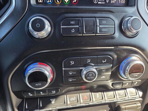 Used 2021 GMC Sierra 2500 AT4 image 16