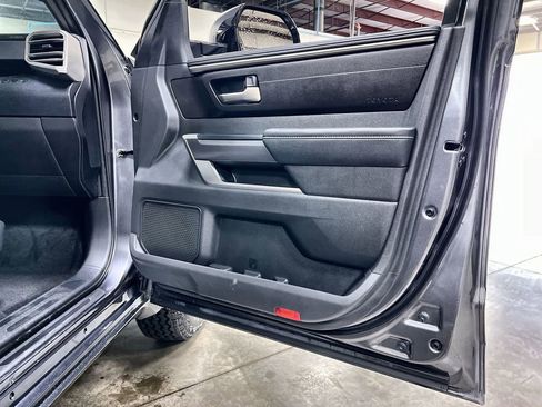 Used 2025 Toyota Tundra SR5 w/ SR5 Convenience Package AWD/4WD image 30