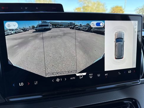 New 2026 Ford Expedition Active image 24