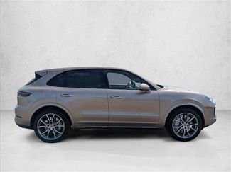 Used 2019 Porsche Cayenne Turbo AWD/4WD video 4