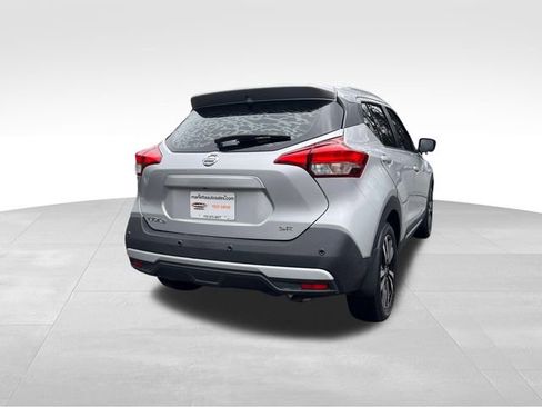 Used 2020 Nissan Kicks SR image 5